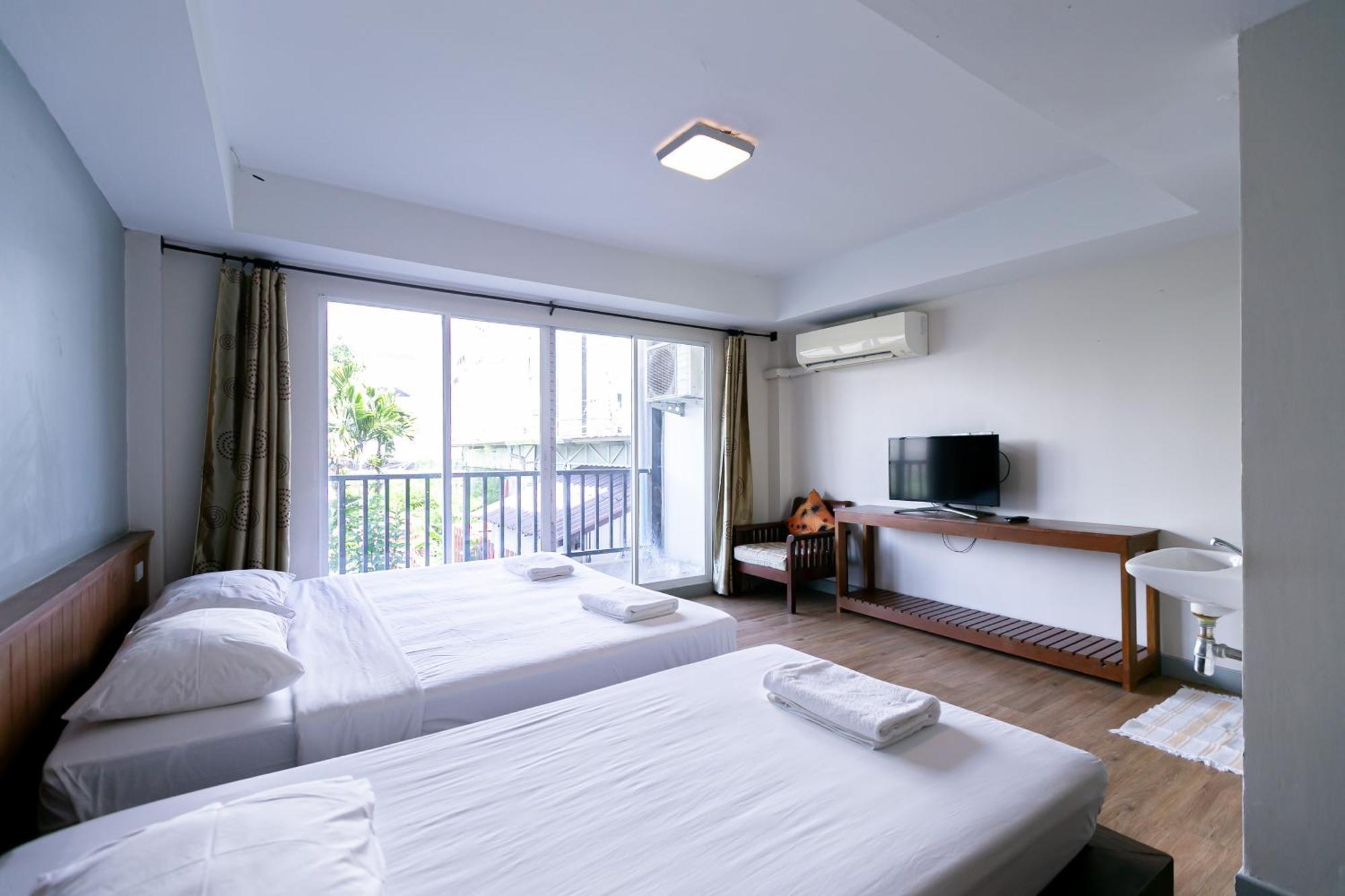 Wong Amat House Hotel Pattaya Buitenkant foto