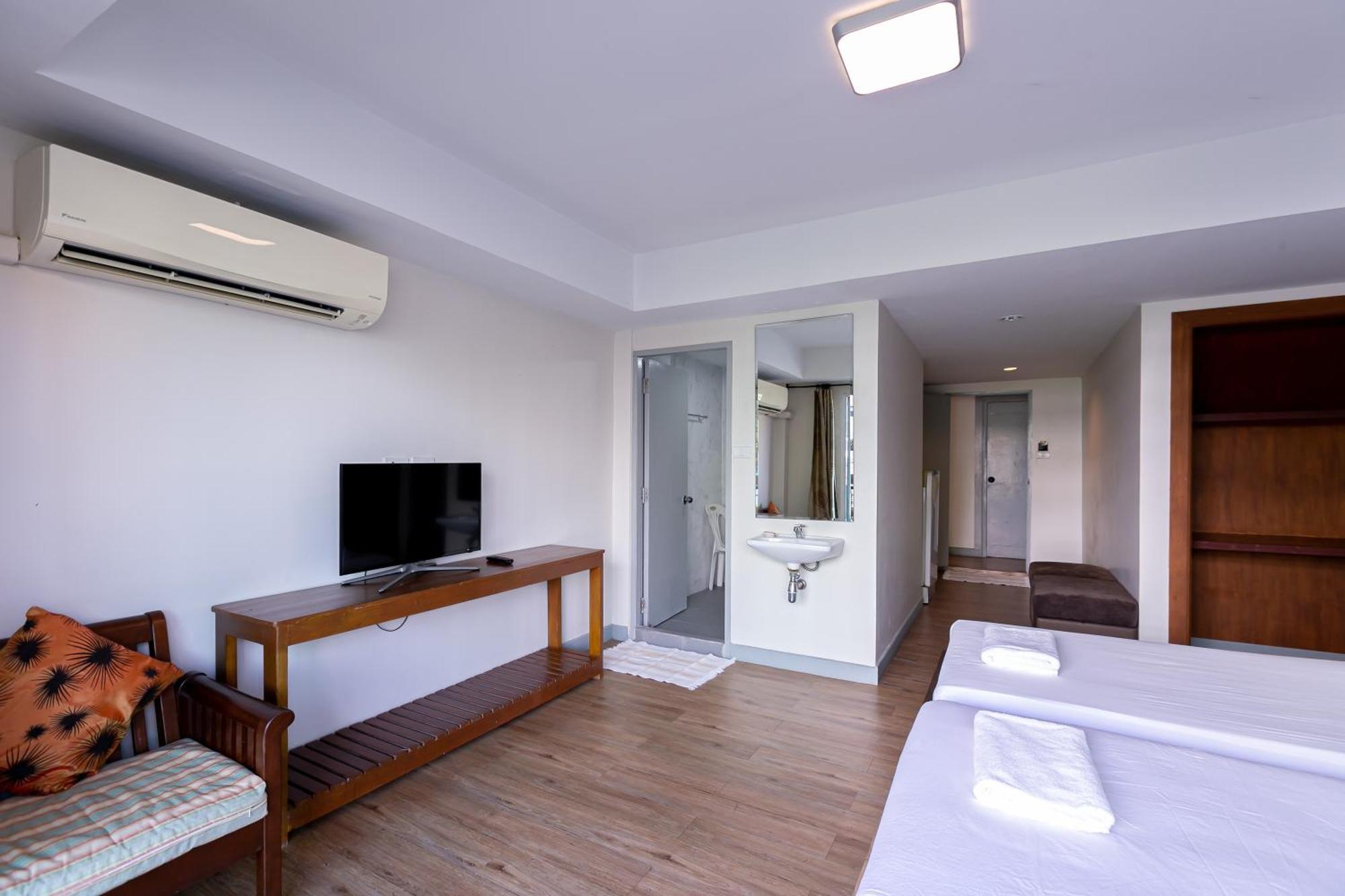 Wong Amat House Hotel Pattaya Buitenkant foto