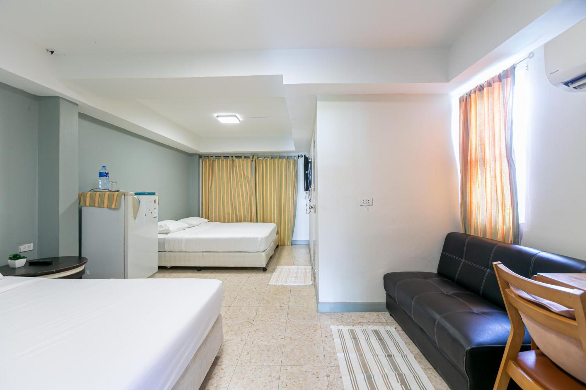 Wong Amat House Hotel Pattaya Buitenkant foto