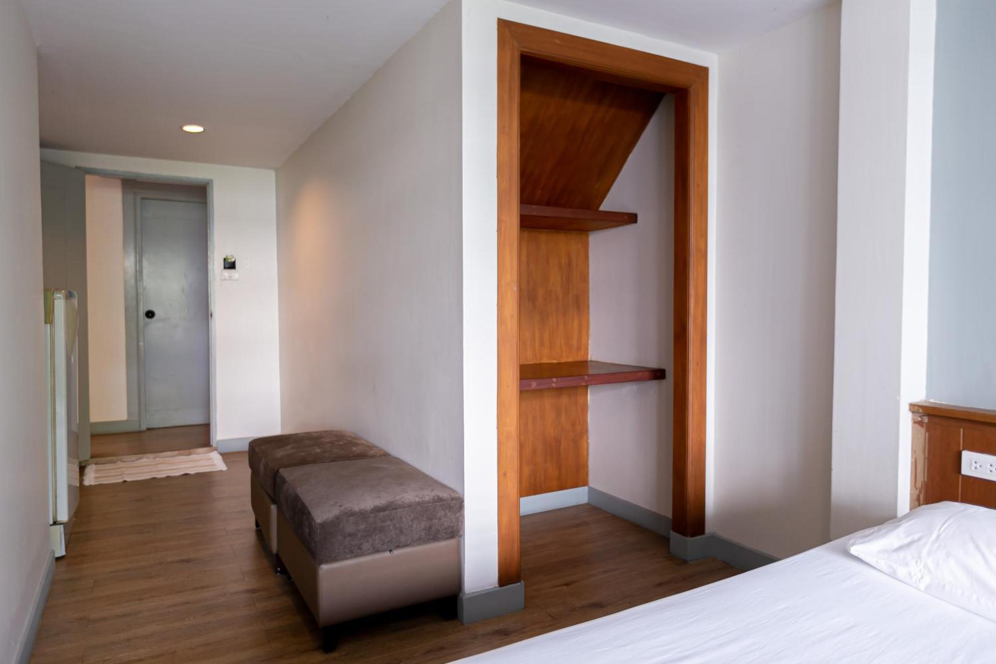 Wong Amat House Hotel Pattaya Buitenkant foto