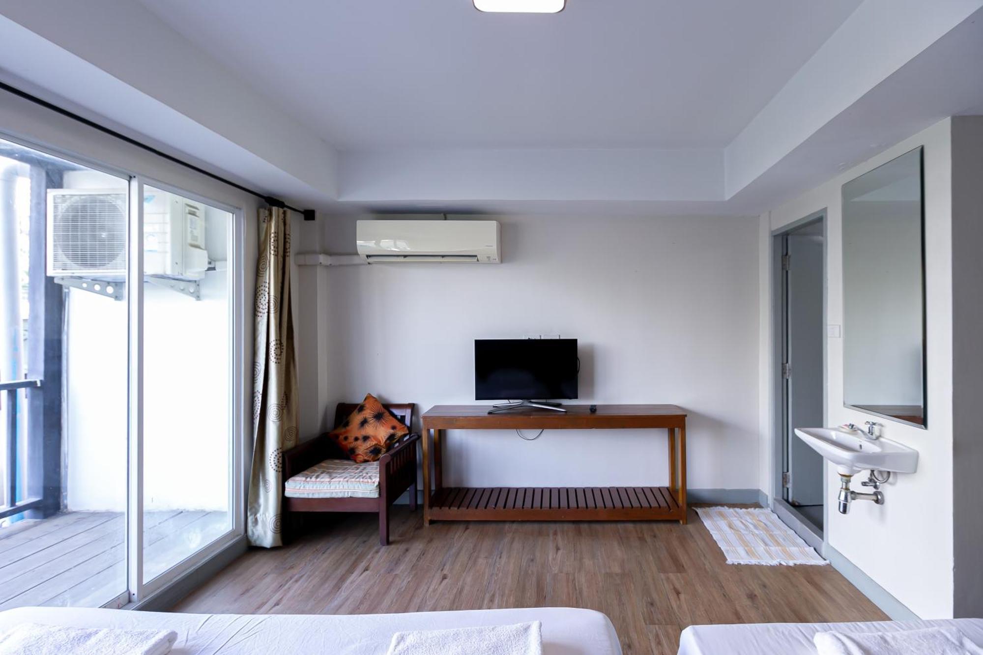 Wong Amat House Hotel Pattaya Buitenkant foto