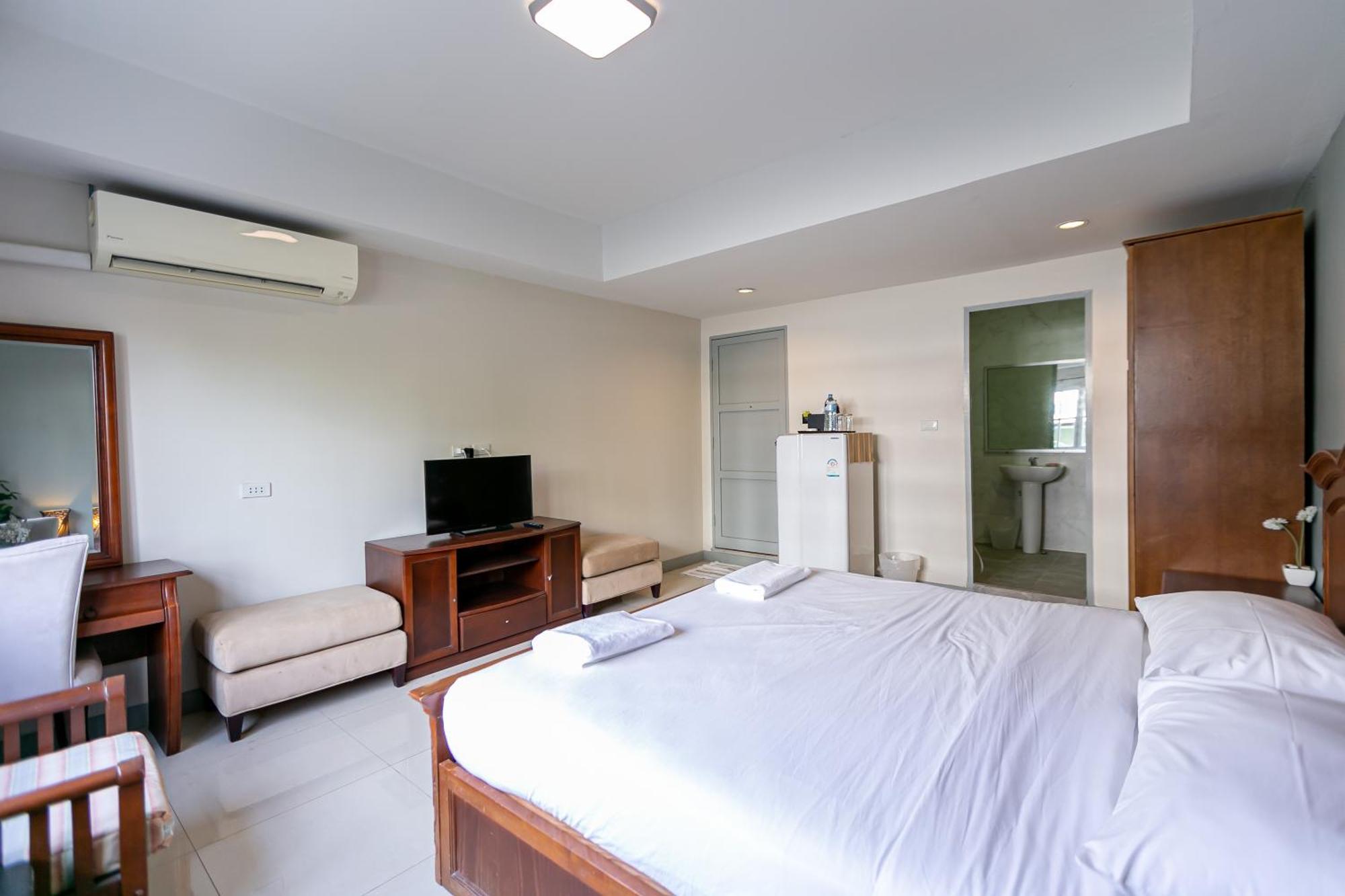 Wong Amat House Hotel Pattaya Buitenkant foto