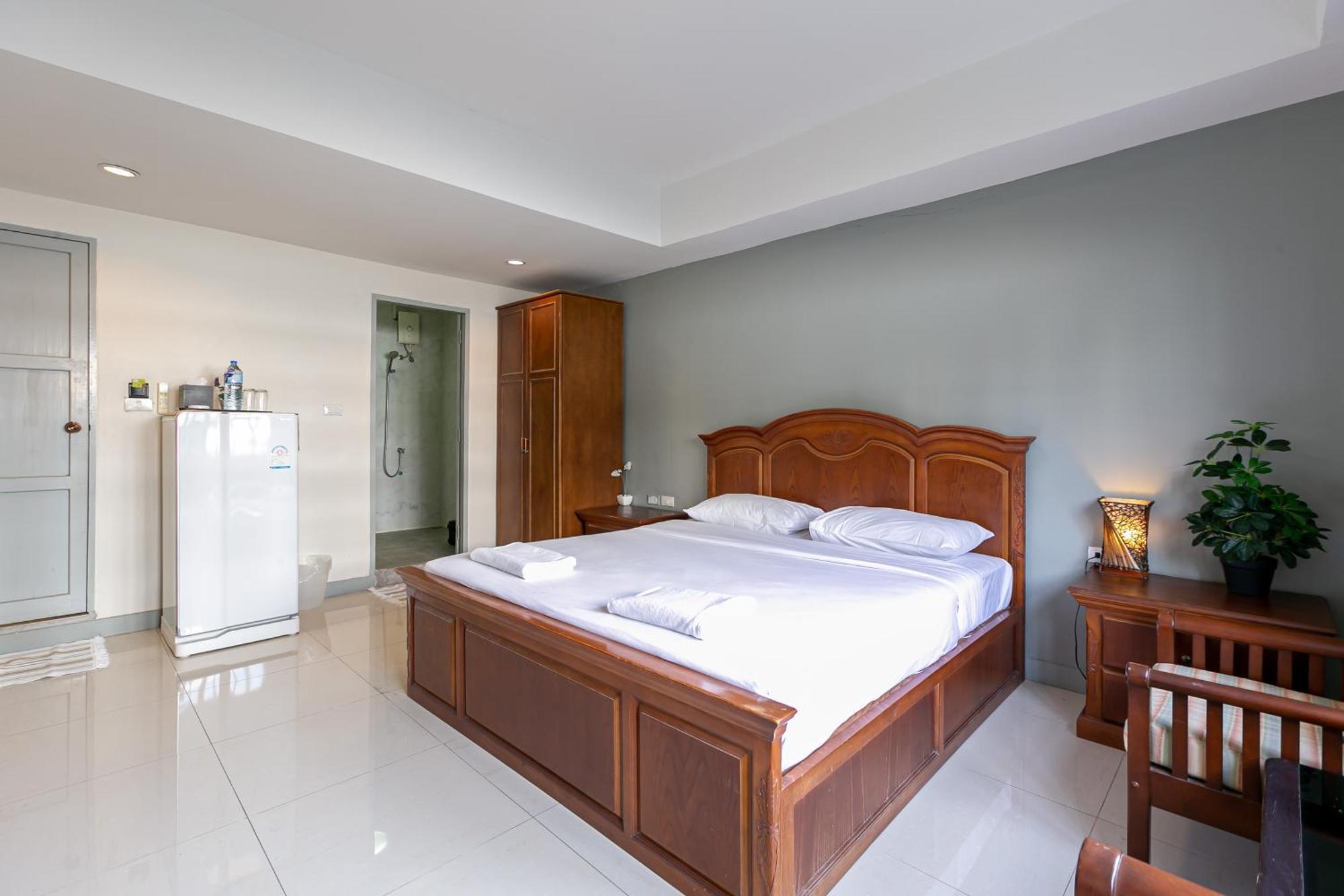 Wong Amat House Hotel Pattaya Buitenkant foto
