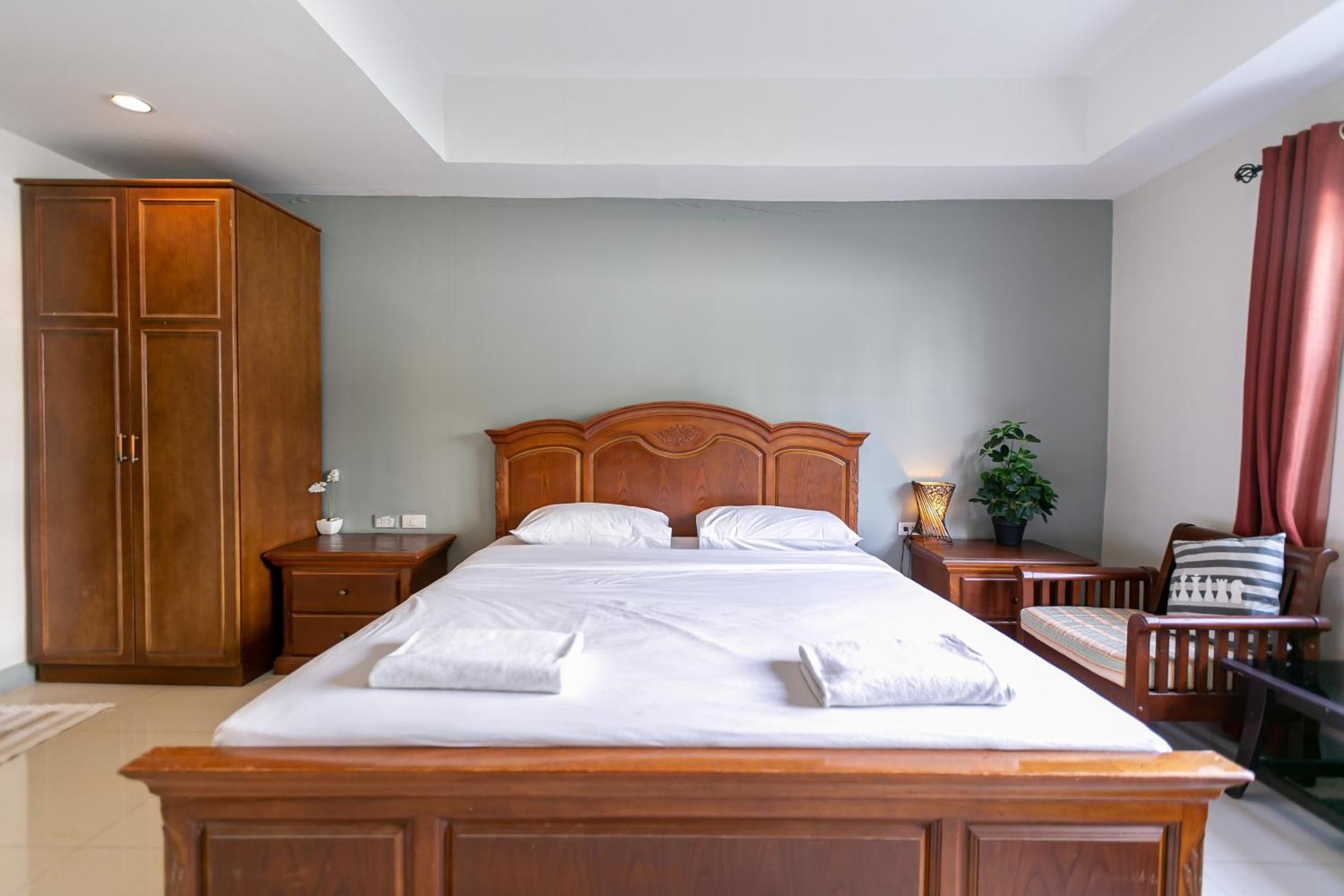 Wong Amat House Hotel Pattaya Buitenkant foto